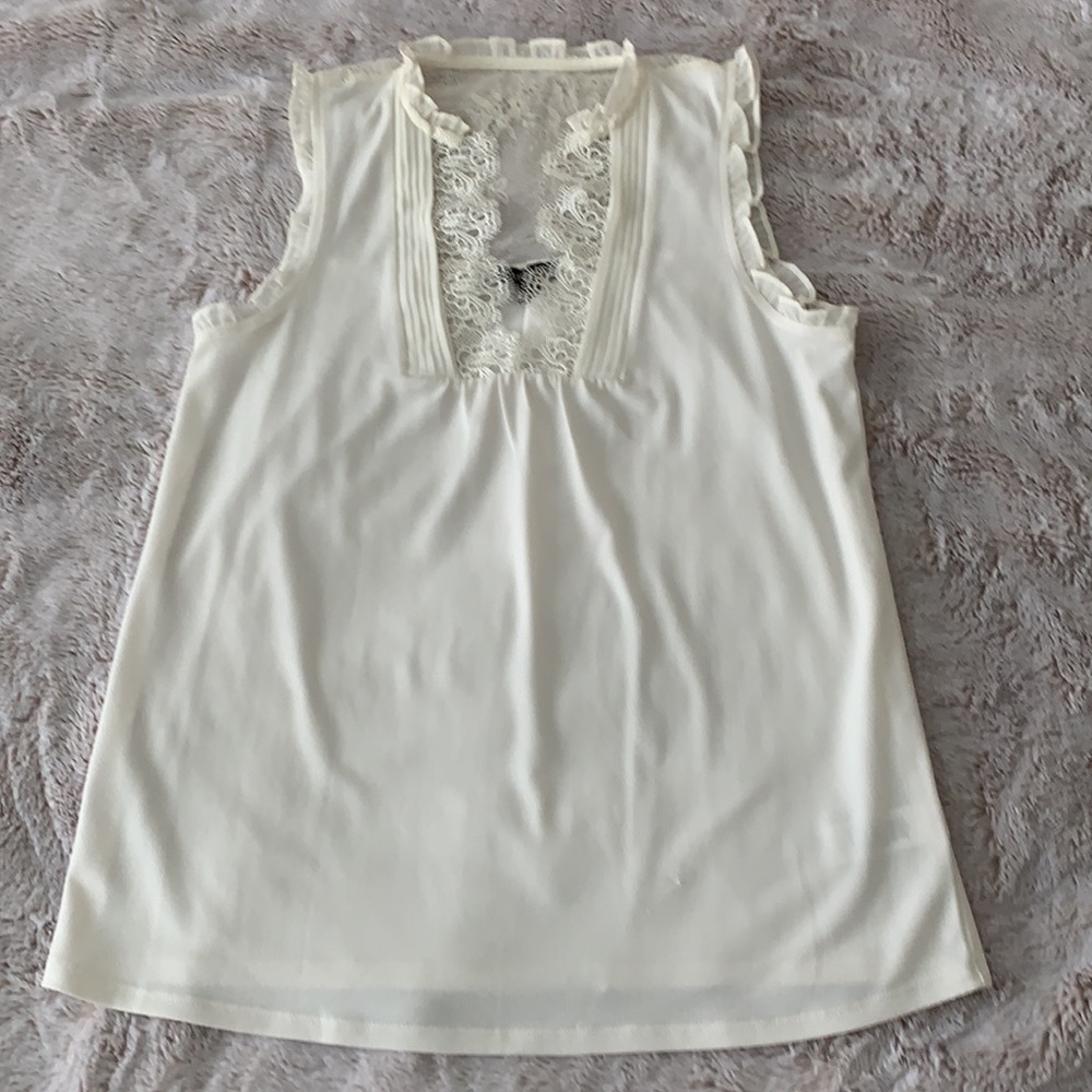 Express sleeveless lace blouse